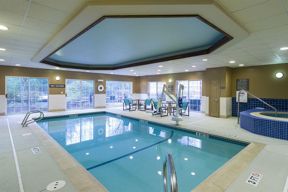 Boston Hotel Framingham