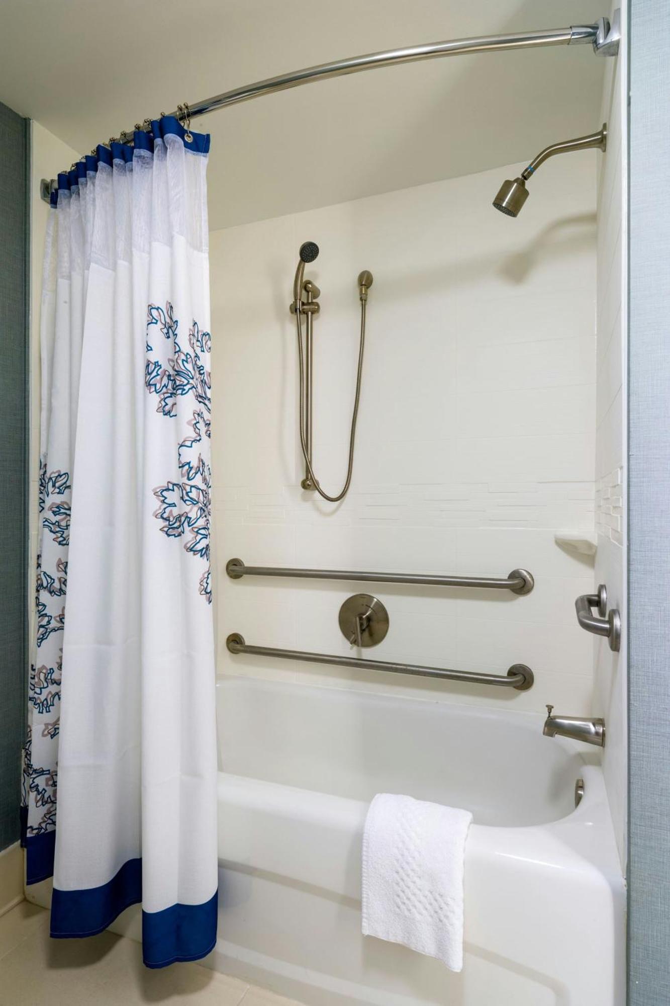 Boston Hotel Framingham