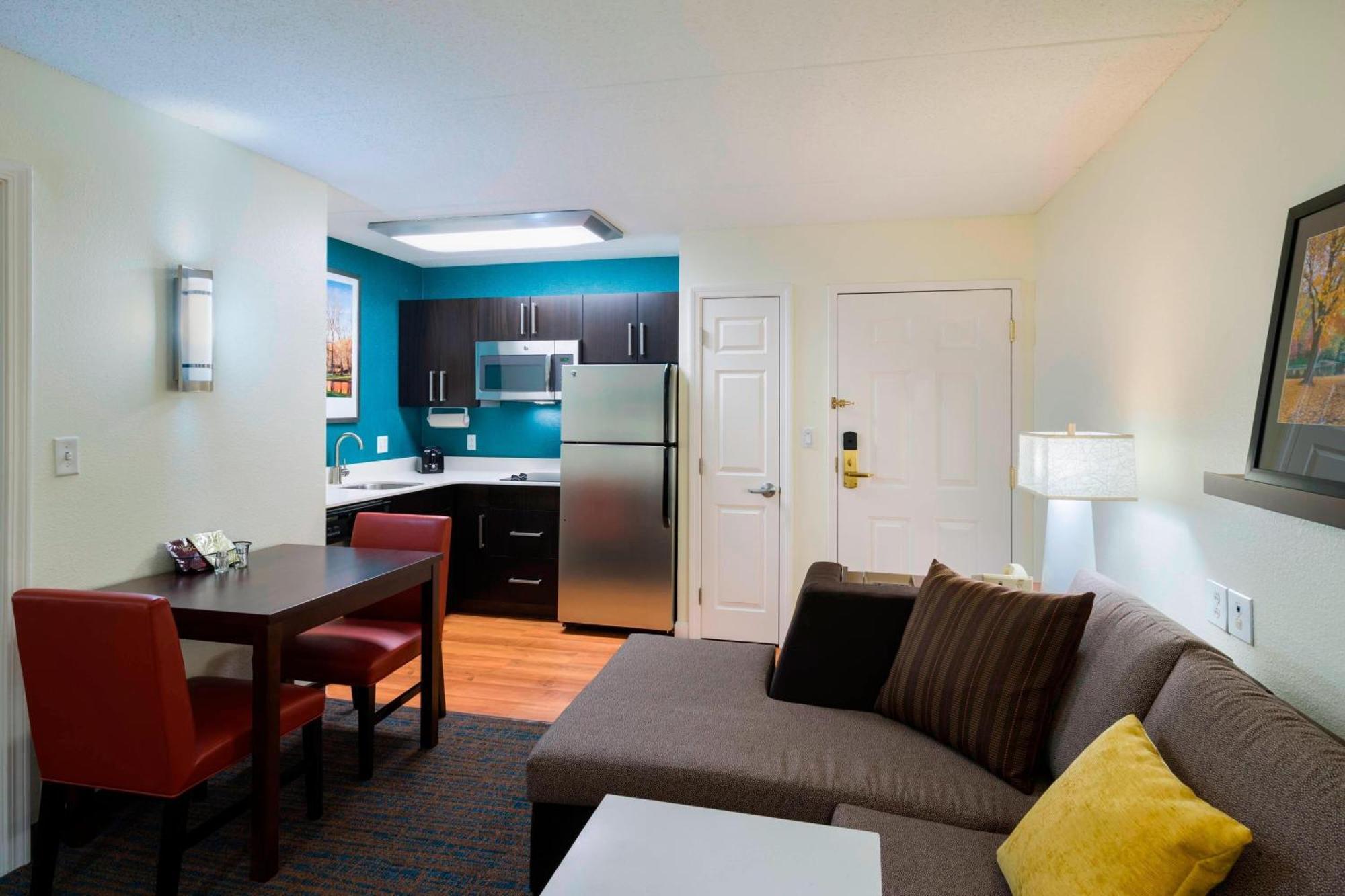 Boston Hotel Framingham